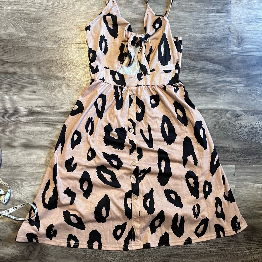 Elegant Leopard Print Casual Dress